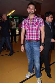 Guest at Premiere of Dus Tola at Cinemax, Mumbai