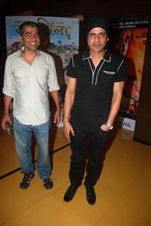 Manoj Bajpai and Asif Basra at Premiere of Dus Tola at Cinemax, Mumbai