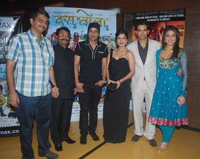 Cast at Premiere of Dus Tola at Cinemax, Mumbai