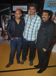 Guest at Premiere of Dus Tola at Cinemax, Mumbai