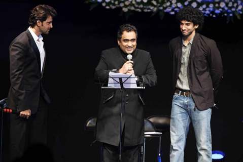 Hrithik Roshan and Kunal Ganjawala at Music release of 'Guzaarish' at Yash Raj Studio, Mumbai