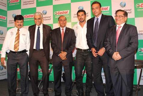 John Abraham and Ravi Shastri at Castrol-ICC World Cup Event at Mumbai