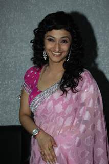 Ragini Khanna on the sets of KBC at Film City