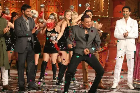 Mithun Chakraborty dancing on the sets of Colors Diwali show