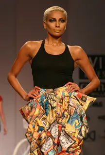 A model showcasing designer Nida Mahmood's creation at the Wills Lifestyle India Fashion Week-Spring summer 2011 in New Delhi on Tue 26 Oct 2010