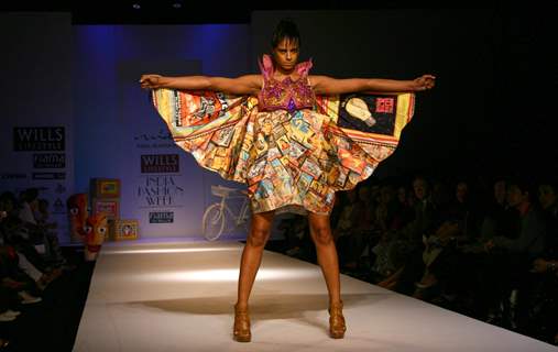 A model showcasing designer Nida Mahmood's creation at the Wills Lifestyle India Fashion Week-Spring summer 2011 in New Delhi on Tue 26 Oct 2010