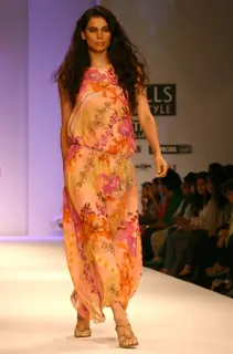 A model showcasing a designer Pashma's creation at the Wills Lifestyle India Fashion Week-Spring summer 2011, in New Delhi on Tuesday 26 Oct 2010