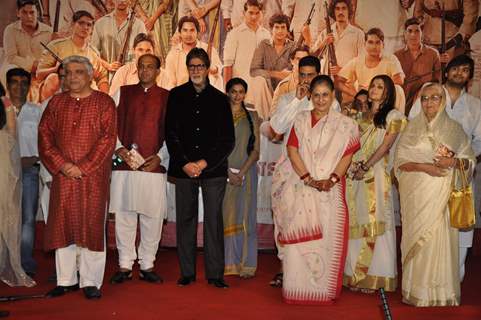 Big B unveils Abhishek Bachchan-Deepika Padukone starrer KHJJS music album at Powai