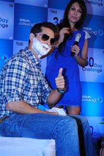 Malaika Arora Khan makes Dino and Ritwik shave at Gillete 30 day challenge event at Taj President