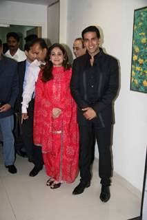 Anil Ambani, Tina Ambani and Akshay Kumar at Dhirubai Ambani Hospital to Launch Centre for Sport Medicine at Ambani Hospital