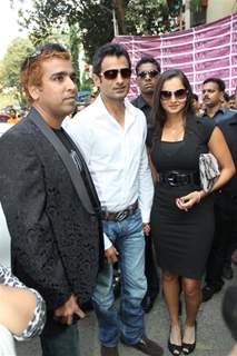 Sania Mirza and Shoaib Malik at Manzoor Khan make-up lounge launch at Malad