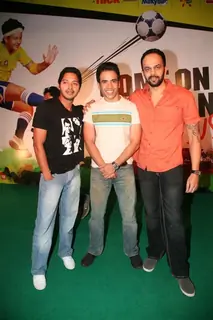The Golmaal 3 cast and crew supports Nick Let's Just Play