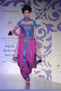 Model Walks at Aamby Valley Indian Bridal Week day 4