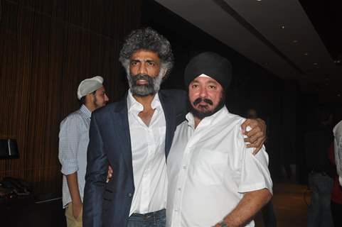 Makrand Deshpande at Music release of 'Shahrukh Bola Khoobsurat Hai Tu'