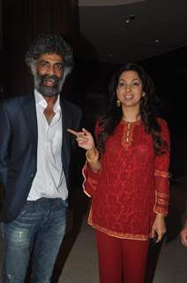 Makrand Deshpande and Juhi Chawla at Music release of 'Shahrukh Bola Khoobsurat Hai Tu'