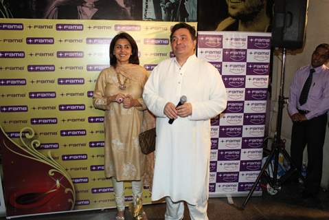 Rishi Kapoor and Neetu Singh celebrate Diwali with kids at Fame Cinemas