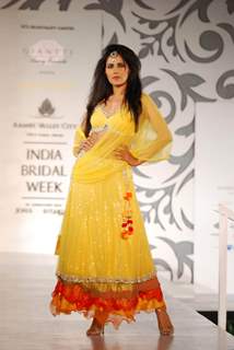 Model Walks for fashion designer Archana Kochhar at Aamby Valley Indian Bridal Week day 5