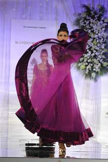 Model Walks for fashion designer Manish Malhotra at Aamby Valley Indian Bridal Week day 5