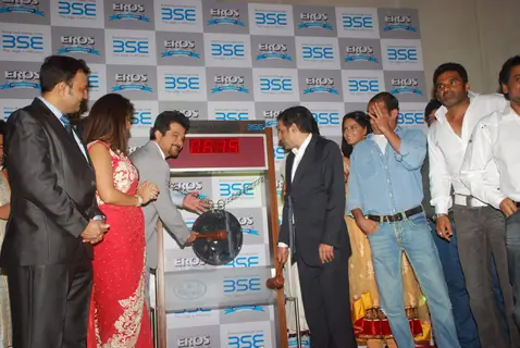 Cast at 'No problem' mahurat at BSE