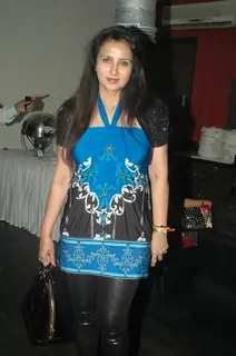 Poonam Dhillon at designer Rohit Verma's birthday bash at Twist
