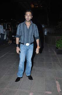 Aron Singh Sharma at Baba Dewan's Birthday bash, Taj Land's End