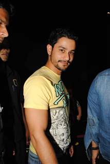 Kunal Khemu celebrate success of their film with underprivileged kids on Children’s Day at FAME Cine