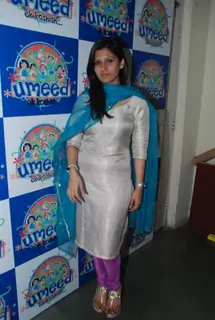 Chunky Pandey, Anupama Kher and Tanushree Dutta spend time with kids at Umeed event hosted by Manali Jagtap at Rang Sharda