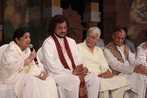 Lata Mangeshkar at National Festival Of Indian Classical Music & Dance at Ravindra Natya Mandir