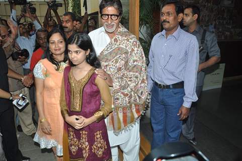 Amitabh Bachchan with Kaun Banega Crorepati's grand winner Rahat Taslim