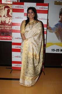 Renuka Shahane at Shahrukh Bola Khoobsurat Hai Tu film premiere at Cinemax