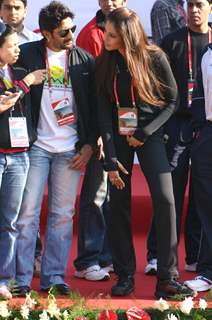 Arshad Warsi and Bipasha Basu during the Delhi Half Marathon, in New Delhi