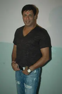 Madhur Bhandarkar at inaugration of Shiva's Salon Academy