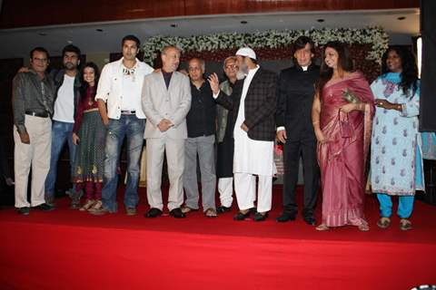 Mahesh Bhatt, Anupam Kher, Gulshan Grover and Arya Babbar at the launch of the film 'Kuch Log' based on 26/11 attacks