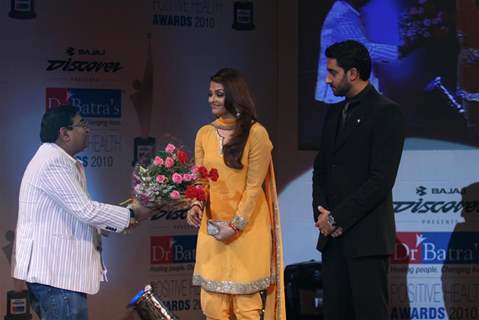 Abhishek and Aishwarya Rai Bachchan at Positive Health Award 2010 at NCPA