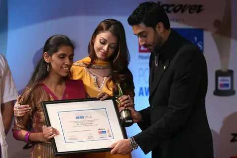 Abhishek and Aishwarya Rai Bachchan at Positive Health Award 2010 at NCPA