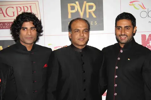 Abhishek Bachchan and Ashutosh Gowarikar at Premier Of Film Khelein Hum Jee Jaan Sey