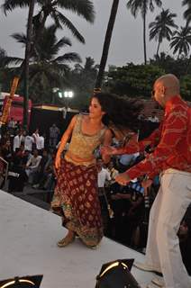 Katrina Kaif danced on the song Sheila ki Jawaani at Film “TEES MAAR KHAN‘’ promotion Beach Party