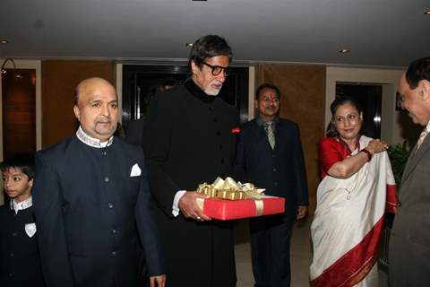 Amitabh and Jaya at Sameer daughter Shanchita & Abhishek wedding at Sun and Sands wedding reception