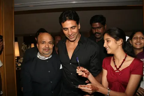 Akshay Kumar at Sameer's daughter Shanchita & Abhishek wedding at Sun and Sands wedding reception