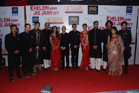 Team of &quot;Khelein Hum Jee Jaan Sey&quot; at the premiere of the movie in Mumbai. .