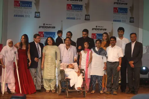 Aishwarya and Abhishek Bachchan, Zayed at Dr Batra's Positive Health Awards at NCPA.  .