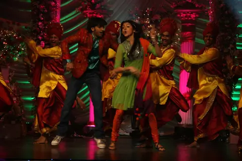 Govinda, Tanushree, Anushka and Rajeev Singh on the sets of Sony's Saas Bina Sasural . .