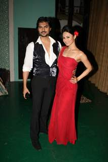 Gaurav Chopra and Mouni Roy at Vandana Sajnani's play Fourplay at Rangsharda. .