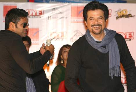 Anil Kapoor and Sunil Shetty at Ambience Mall, in New Delhi to promote thier film