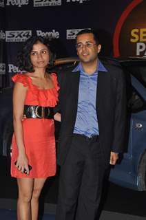 Chetan Bhagat with his wife at PEOPLE and Maruti Suzuki SX4 hosted ‘The Sexiest Party 2010’