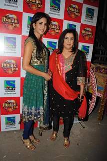 Farah Khan and Katrina Kaif at Promotion of ‘Tees Maar Khan’ on reality show ‘Jhalak Dikhhla Jaa’