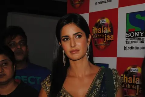 Katrina Kaif at Promotion of ‘Tees Maar Khan’ on reality show ‘Jhalak Dikhhla Jaa’