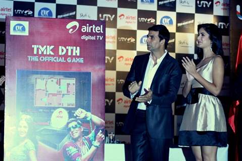 Akshay and Katrina at Launch of the 'Tees Maar Khan' Official Game at Novotel, Juhu, Mumbai