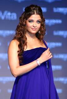 Aishwarya Rai Bachchan at the launch of Longines Dolce Vita steel and gold collection, in New Delhi