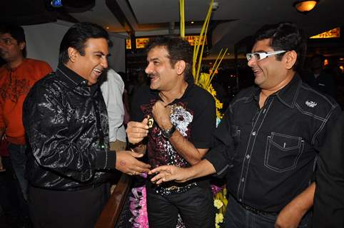 Dilip Joshi, JD Majethia, Deven Bhojani at 500 episodes celebration party of TMKOC